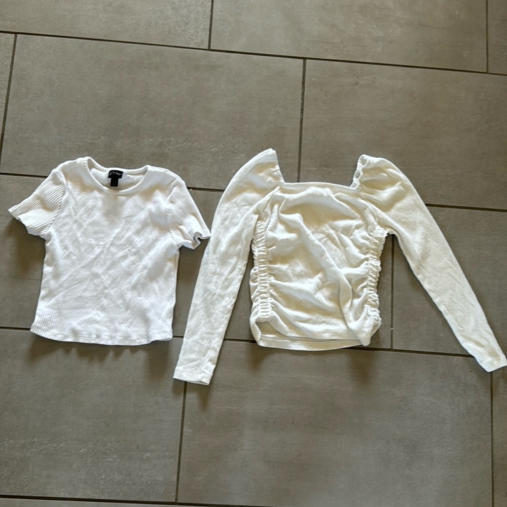 Girls basic white ribbed long and short sleeve shirts medium
